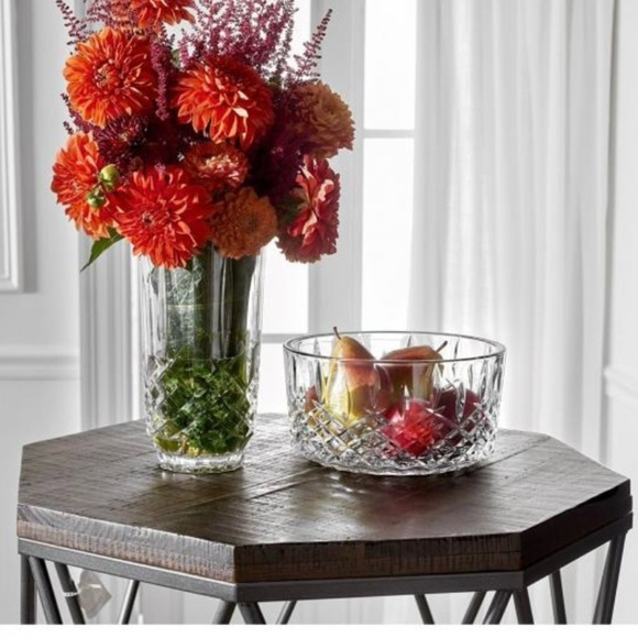 Marquis by Waterford Markham Pair of Vases. Sold separately. - Picture 12 of 13